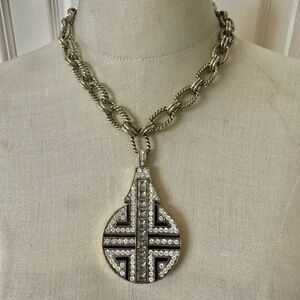 Heidi Daus “Chinoise Chic” Reversible Pendant Necklace – Swarovski Crystals & Bo
